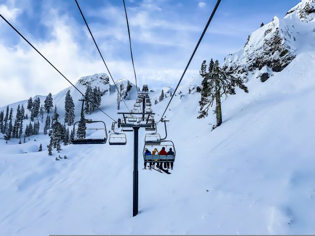 日帰りスノボで雪山リフレッシュ